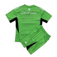 Camiseta Bayern Munich Portero Primera Equipación para niños 2023-24 manga corta (+ pantalones cortos)
